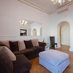Διαμέρισμα Lucrezio Caro Luxury *