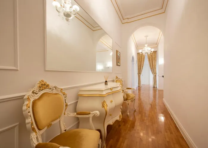 Lucrezio Caro Luxury * Rom