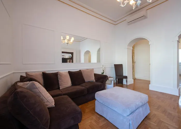 Lägenhet Lucrezio Caro Luxury *