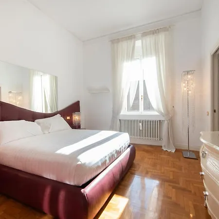 Lägenhet Lucrezio Caro Luxury
